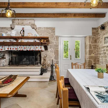 Stori Grod By 22estates Ruzici (Sveta Nedelja)